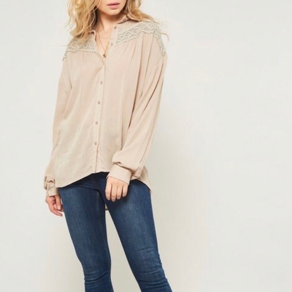 Beautiful Taupe Top - Picture 3 of 7